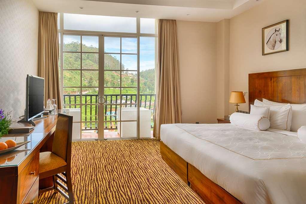 The Golden Ridge Hotel Nuwara Eliya Szoba fotó